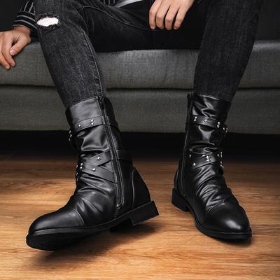 Botas de motocicleta pretas masculinas Estilos de designer modernos e personalizados Sapatos para festa, boate e atividades ao ar livre para outono e inverno Novo-45