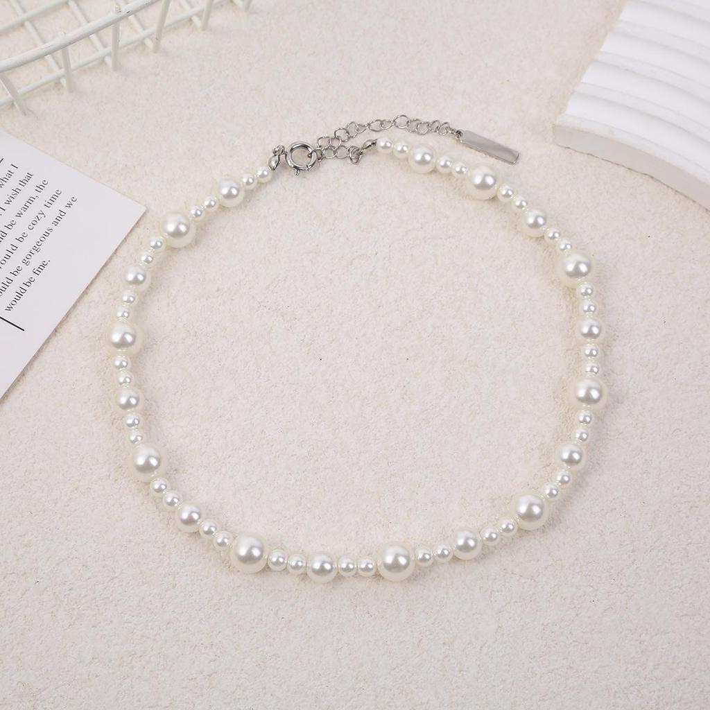 Elegant Baroque Pearl Clavicle Necklace: French Fashion, Luxurious & Versatile Jewelry for Women