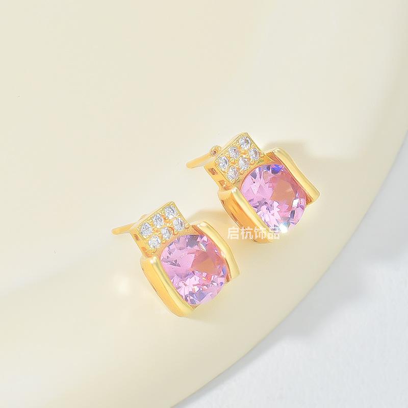 Titanium Steel Pink Zircon Necklace Female Court Retro Ethnic Style Exquisite Pendant Same Accessories
