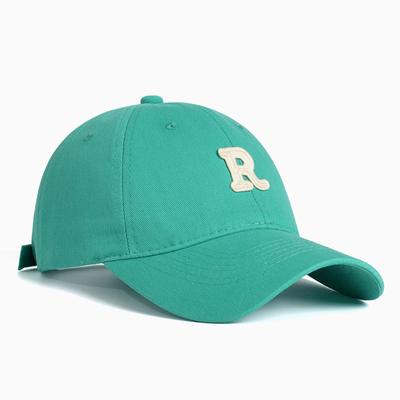Damen Schirmmütze im koreanischen Stil: Modisch, Vielseitig, Kleines Gesicht Gebogener Schirm mit 'R'-Buchstaben-Design.