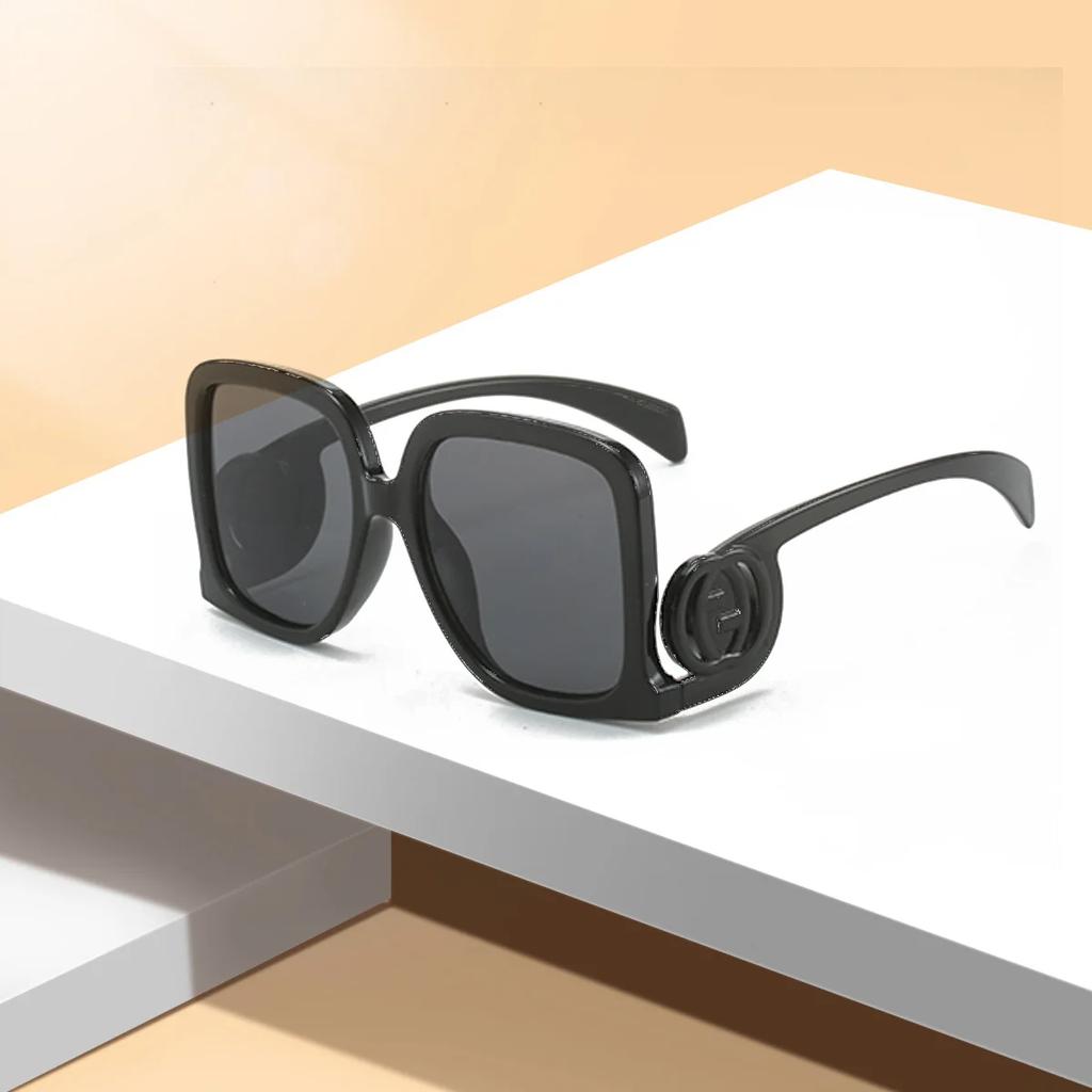 Monture Vintage Carrée Large Lunettes de Soleil Femme Style Rétro Anti-Reflet Accessoire Tendance Branches Gyro Rond