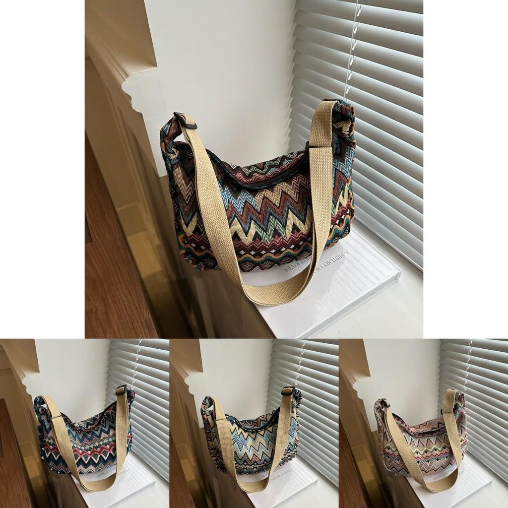 Trendy Street Style Medium Sized Tote Bag With Zipper Closure And Soft Fabric