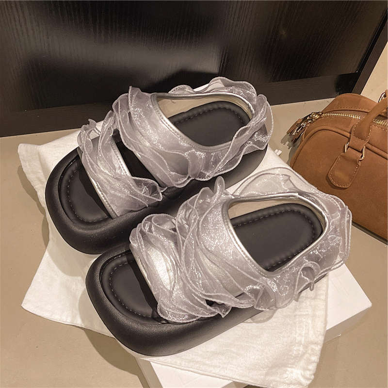 

Mesh fairy wind thick bottom cool slippers female outer wear 2025 summer new small height increase with skirt one-word drag 40 серебряный
