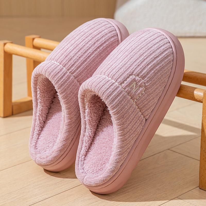 

Leto Non-Slip Winter Fur Slippers for Couples - Thick Sole, Warm Indoor Comfort for Men & Women 40-41 рожевий