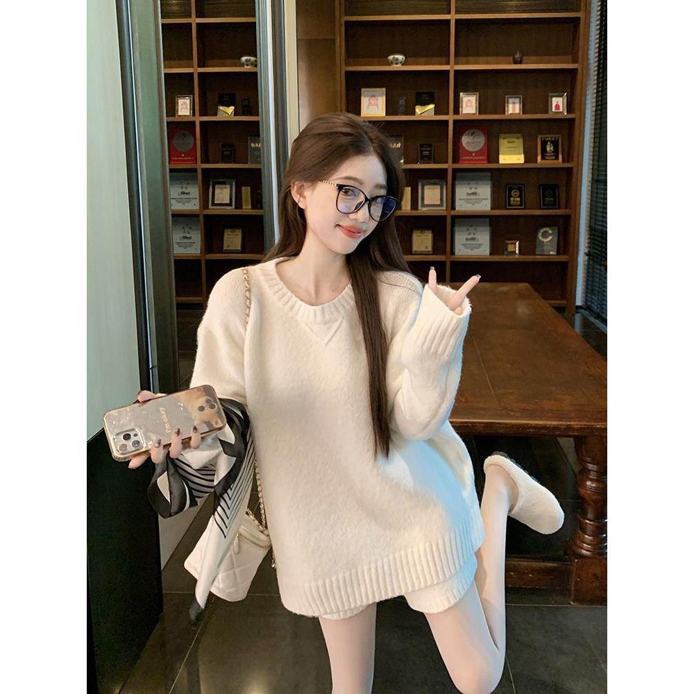 Chic Casual Two-Piece Set: Solid Color Sweater Knitwear & High Waist Wide Leg Shorts for Winter