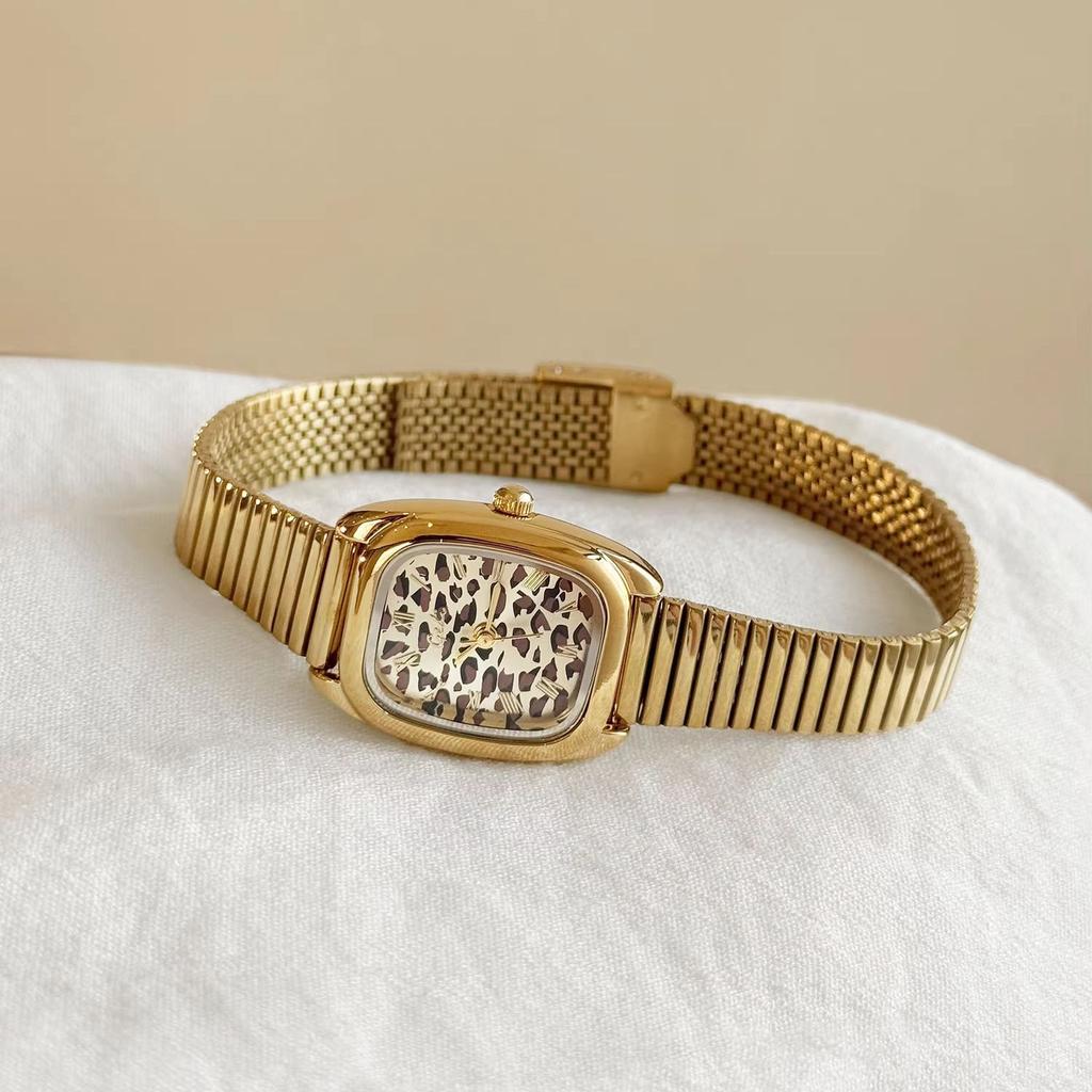 Moderne Luxusuhr für Damen, Kleines quadratisches Damenuhr mit Leopardenmuster, Goldfarbenes Stahlarmband, Quarz-Armbanduhr, Geschenk
