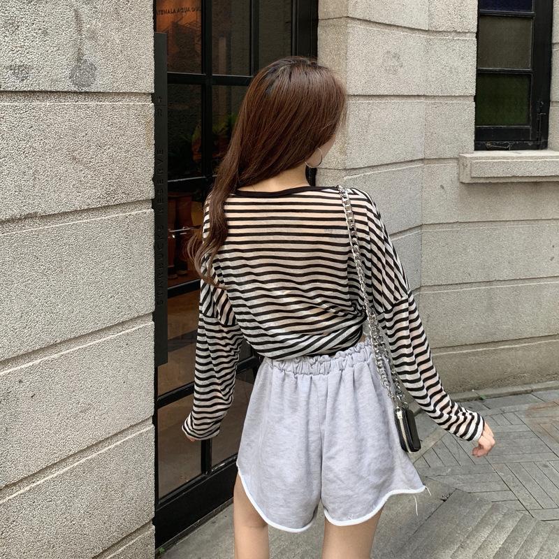 Футболка в полоску из ледяного шелка с длинными рукавами — фото 11