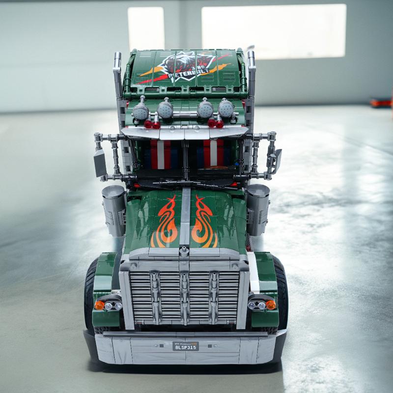 2105pcs Green American Truck Building Blocks Set - Challenging Assembly Toy for Adults, Perfect for Home Decor & Collectors