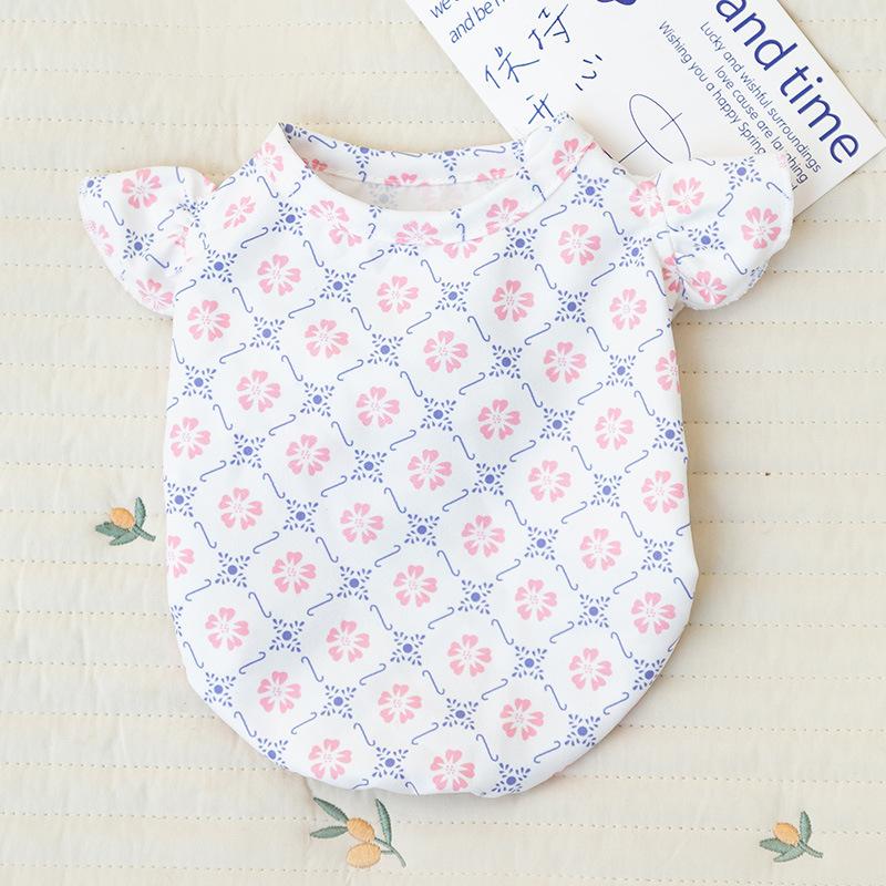 Elegant floral round neck cat two-legged vest puppet hair puppy dog thin spring and summer pet clothing cat clothes