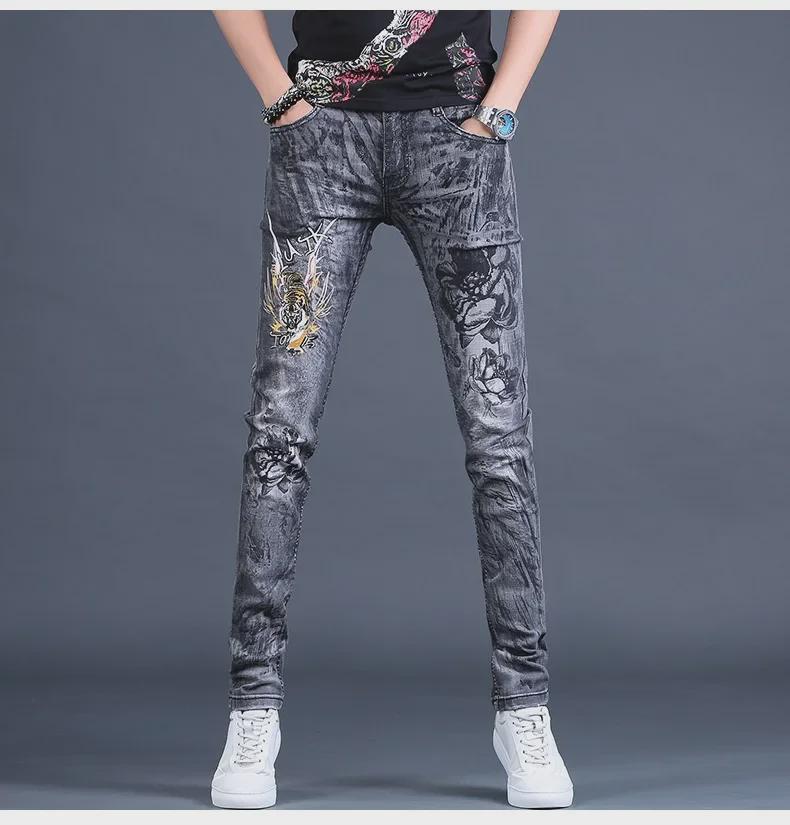 European Men's Spring & Autumn Tiger Head Slim Fit Jeans with Hot Diamond Detail