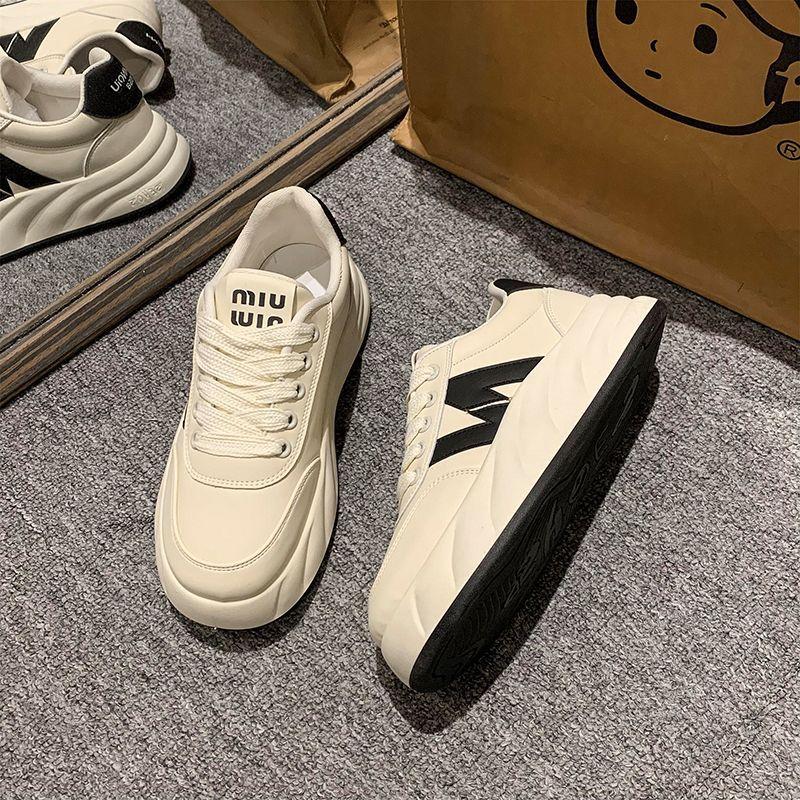 Korean Version of the Popular Little White Shoes Women's Summer 2025 New Thick-soled Lace-ups Ins Trendy Sports and Leisure Versatile Board Shoes