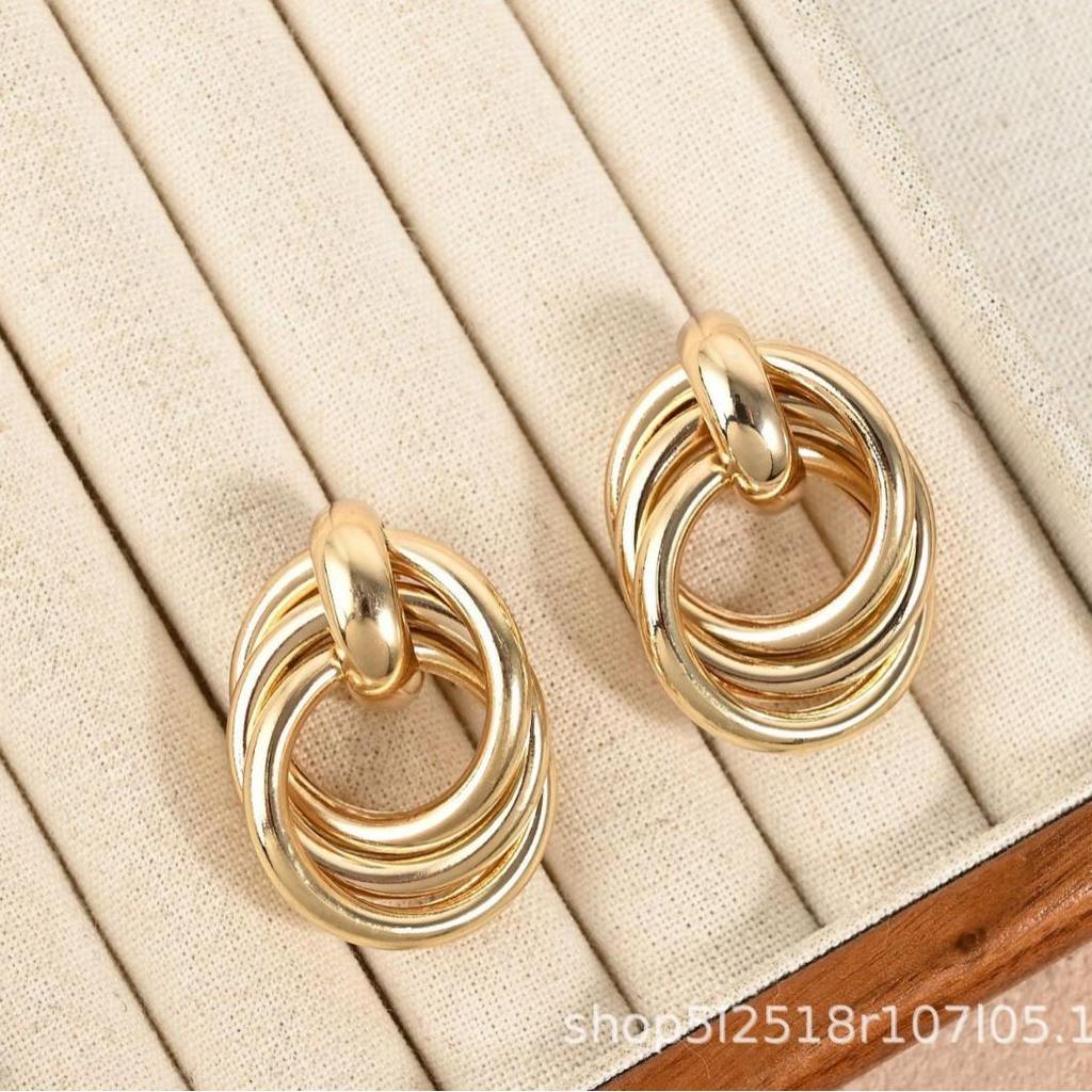 European and American Multi-layer Twist Hoop Earrings: Non-Fading Geometric Interlocking Studs, Light Luxury Ear Ornaments for Everyday Elegance.