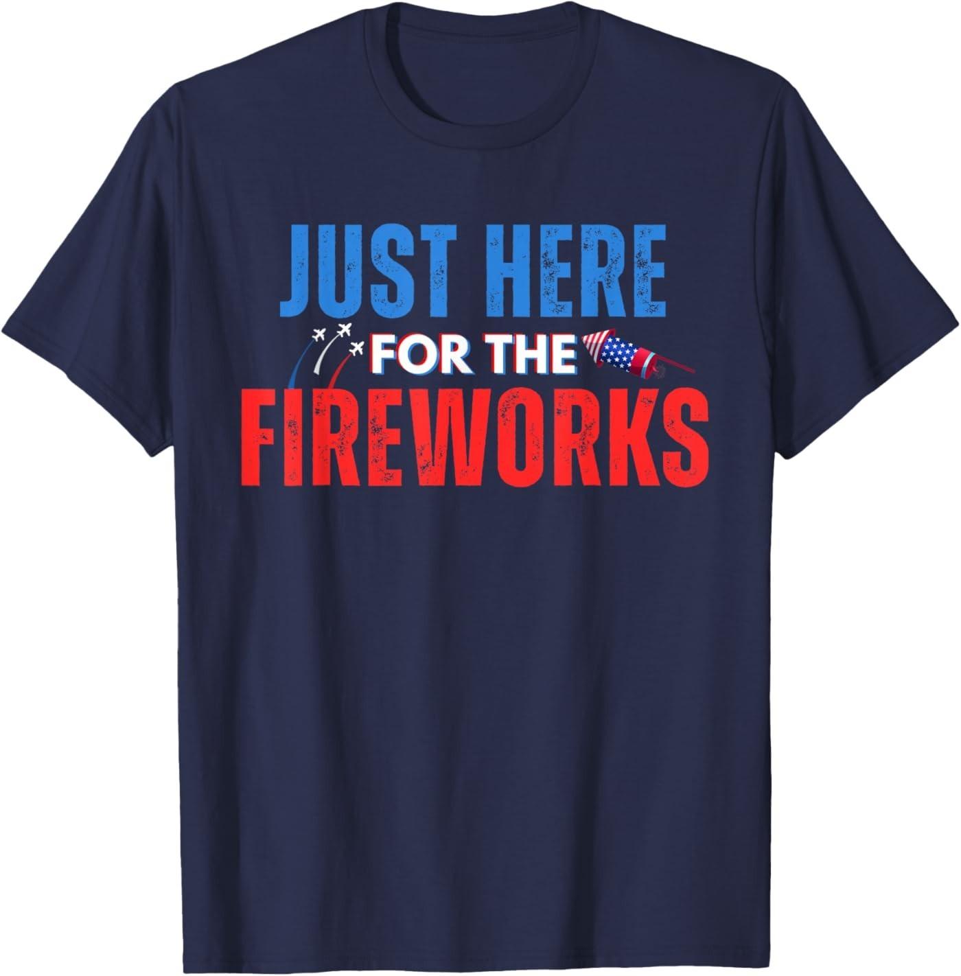 

I m Just Here for The Fireworks 4th of July USA Funny Couple T-Shirt 5XL різнокольоровий