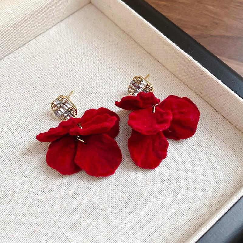 New Year's red flower flocking stud earrings women's niche earrings versatile earrings autumn and winter