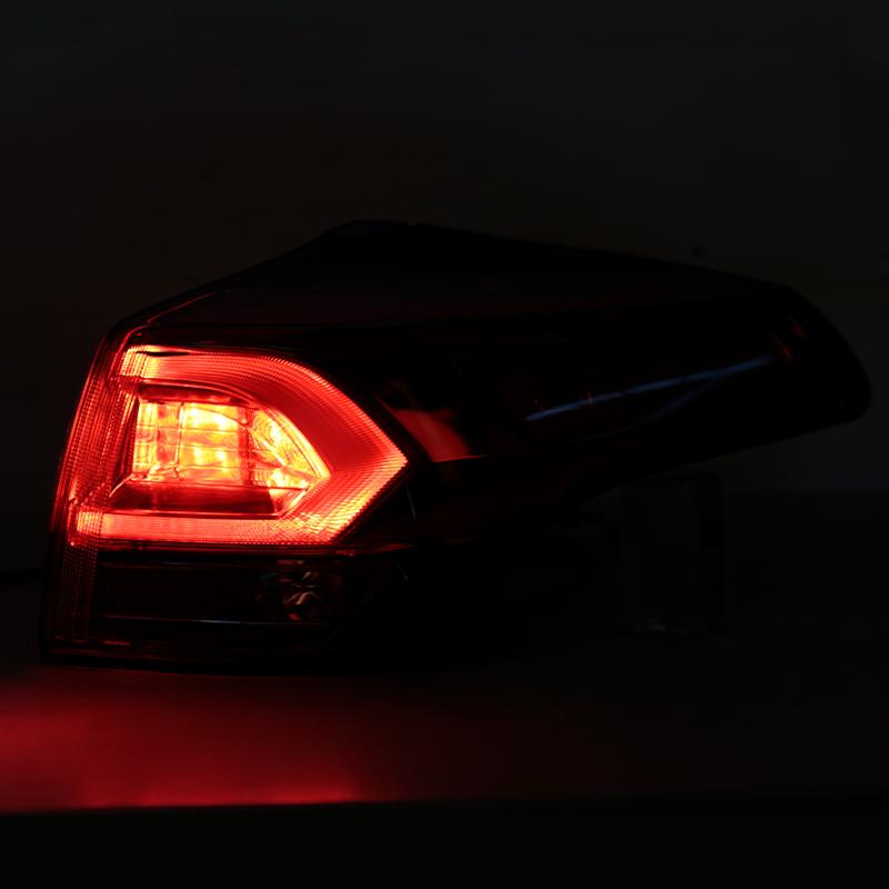 Auto LED Tail Light For Toyota RAV4 2016 2017 2018 Rear Warning Brake Stop Light Turn Signal Lamp US Version Car Accessories