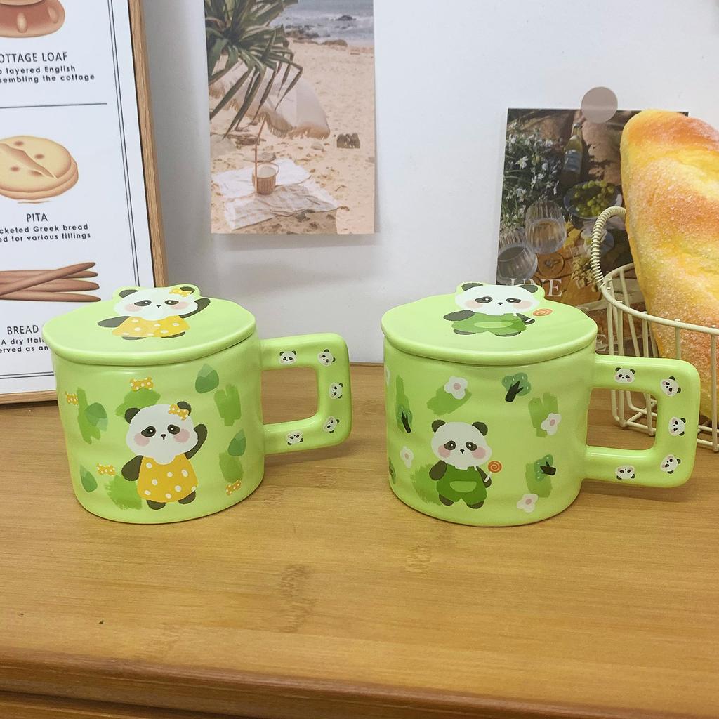 Panda Krus Familie på Tre Vannkopp med Lokk Søt Keramisk Kopp for Kvinner med Høyt Pen Husholdnings Kaffe Frokostkopp