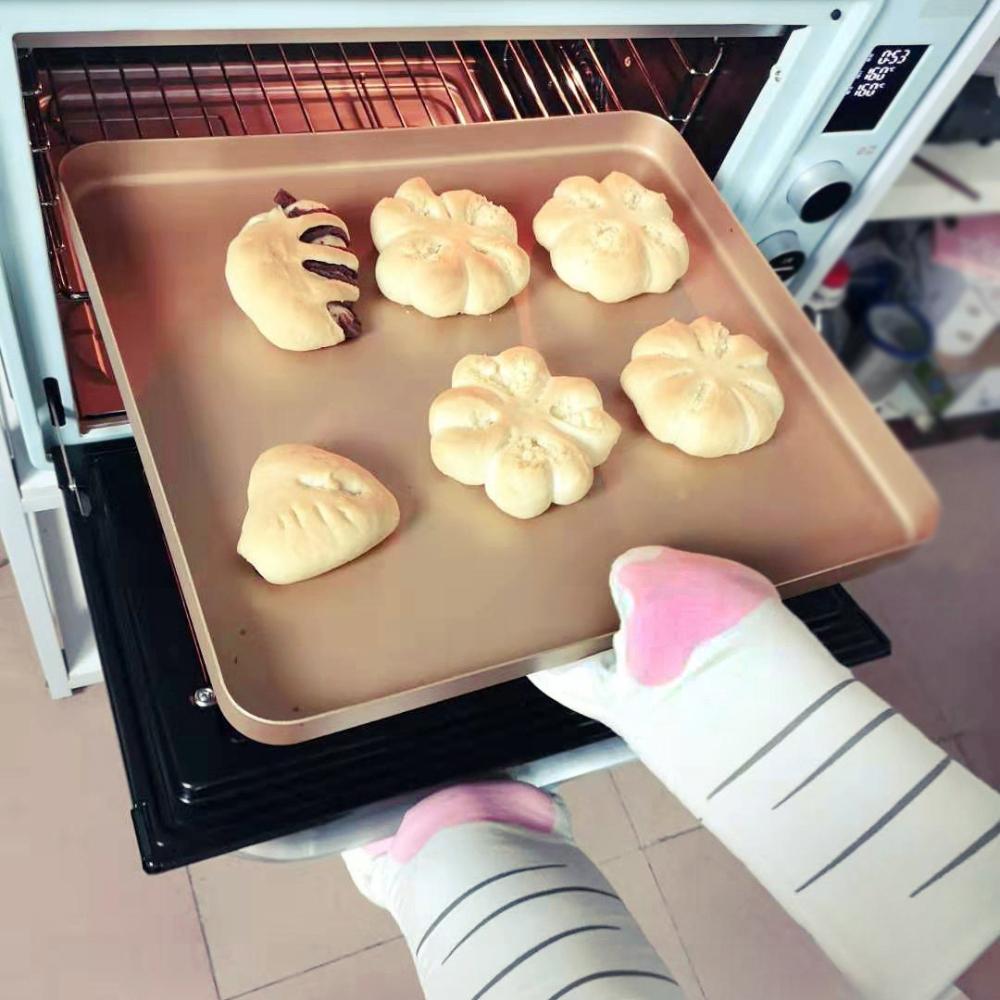 1PC Long Cotton Baking Insulation Microwave Heat Resistant Non-slip Gloves Cute Cartoon Cat Paws Oven Mitts Animal Design