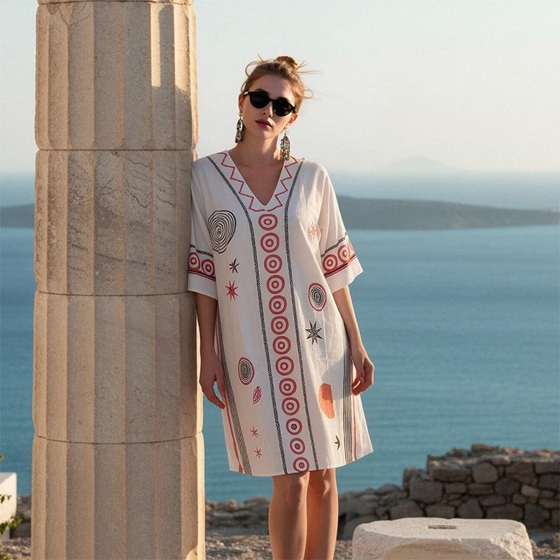 New Large-sized Casual Long Robe with A Charming Seaside Vacation Beach Skirt Featuring Printed Design, Loose V-neck Mid-length Dress