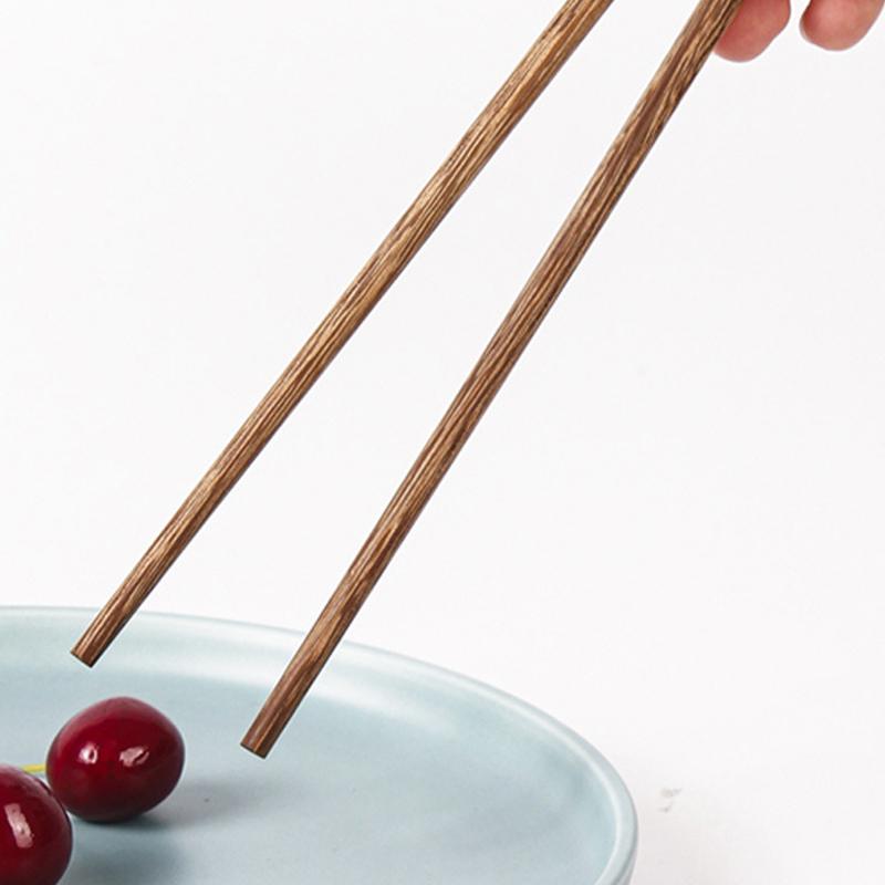 Čínský zvěrokruh Dřevěné jídelní hůlky Kawaii Sushi Pár Krásné a praktické Dřevěné nádobí