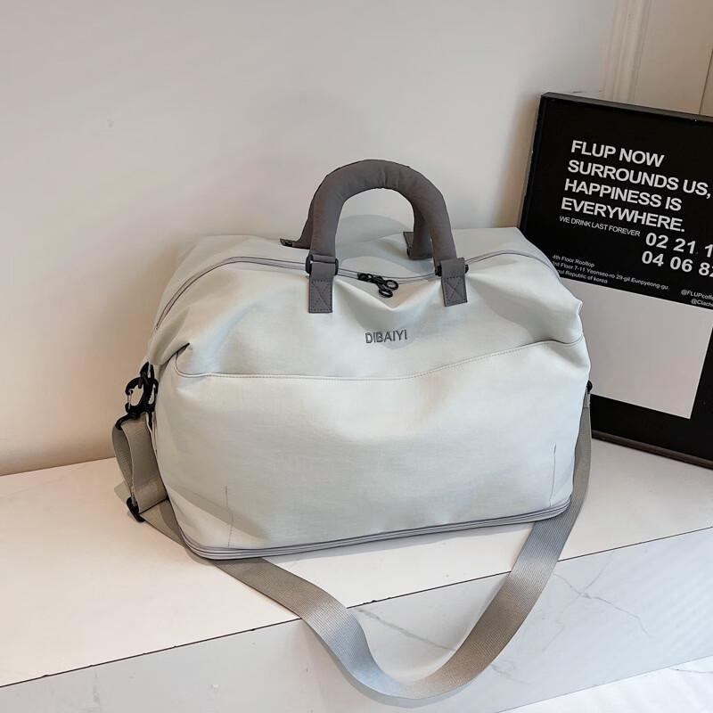 Li Shen Premium Lightweight Travel Duffle Bag