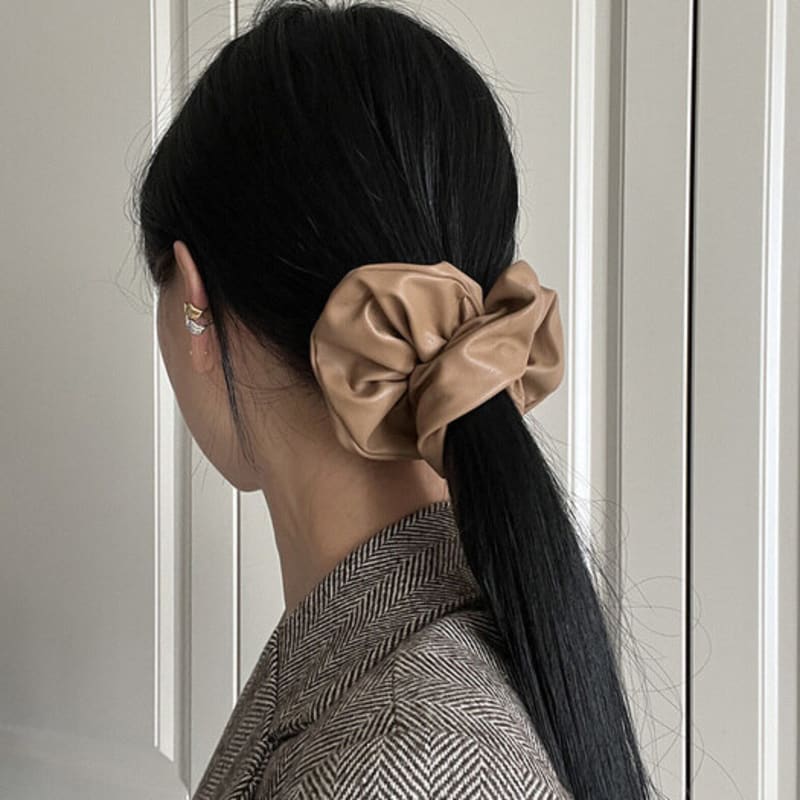 Mosxe Fake Leather Scrunchie (4color)