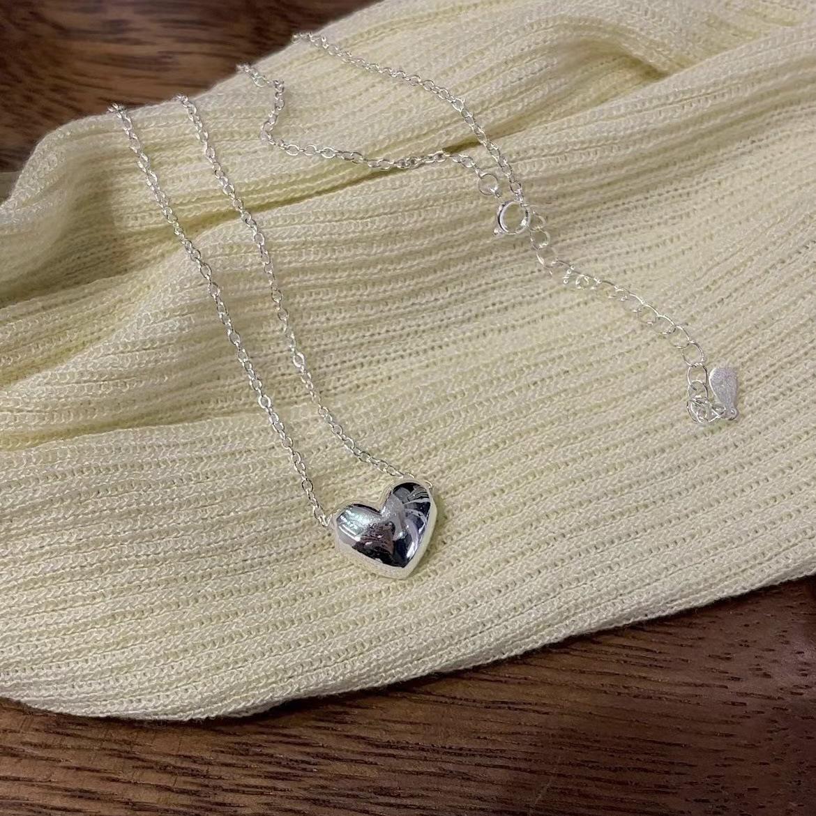 S925 Sterling Silver 3D Heart Clavicle Chain Pendant Necklace for Women 925 Silver