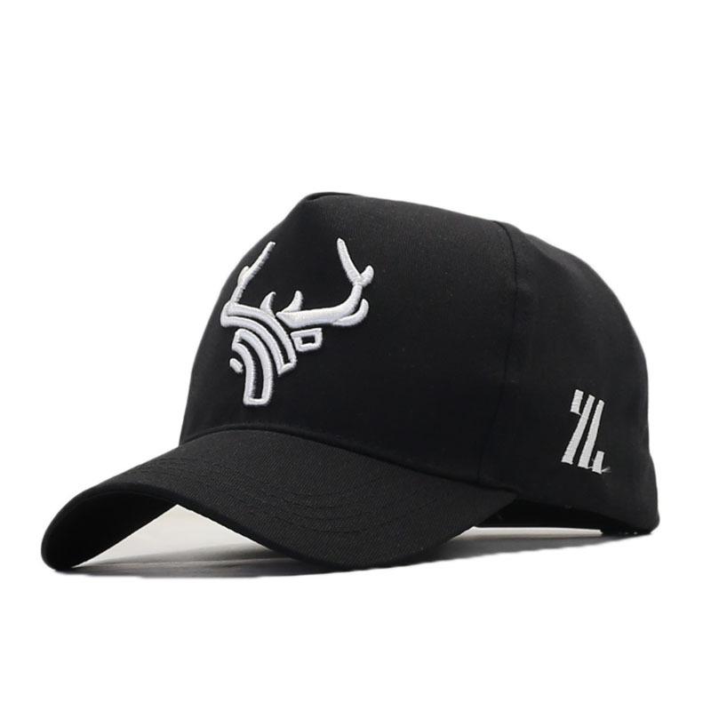 New Elk Angle Embroidered Baseball Cap Men's and Women's Casual Trend Sunshade Cap