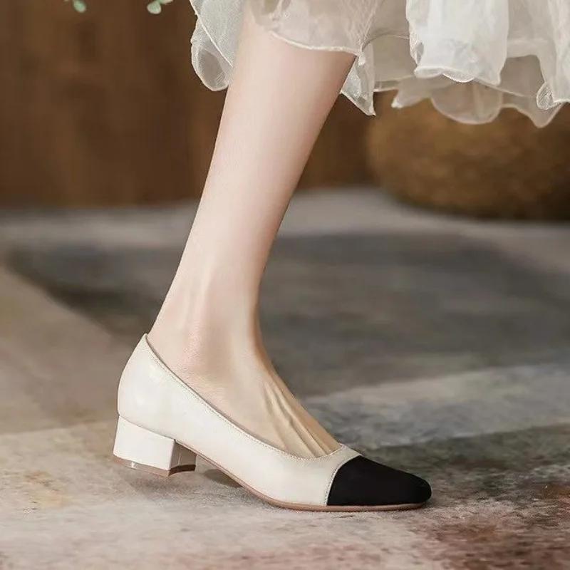 Escarpins patchwork en cuir noir et beige pour femmes, chaussures habillées à talons épais, bout carré, talons bas, bouche peu profonde, talons bas