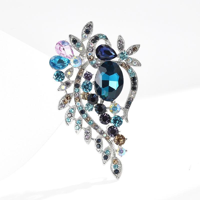 

Высококачественная роскошная брошь в виде цветка из кристаллов, женственная элегантная атмосфера, булавка, пиджак, корсаж, костюм, аксессуары