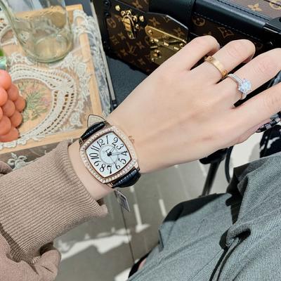 Women's Watch Belt Diamond Square Dial Women's Quartz Watch Simple Temperament Fashion Waterproof