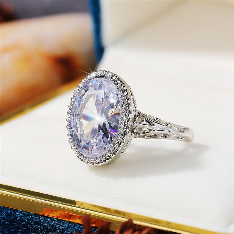 Huitan Luxury Oval Crystal Stone Rings for Women Fashion Wedding Engagement Accessories Female Eternity Ring Statement Jewelry