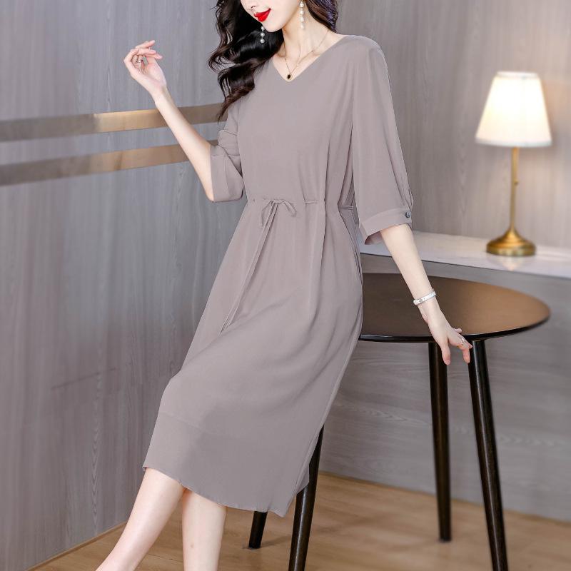 Elegant Plus Size V-Neck Mulberry Silk Dress - Age-Reducing & Slimming