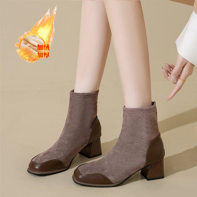 

Короткие сапоги на высоком каблуке женские сапоги 2024 новые осенне-зимние черные тонкие сапоги замшевые на толстом каблуке бархатные французские сапоги Martin 40