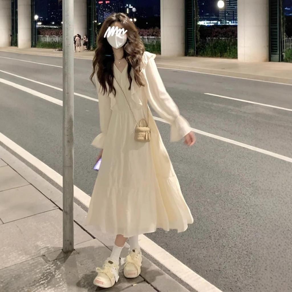 2026 Spring French-Inspired Ruffled Long Sleeve Dress: Chic & Elegant