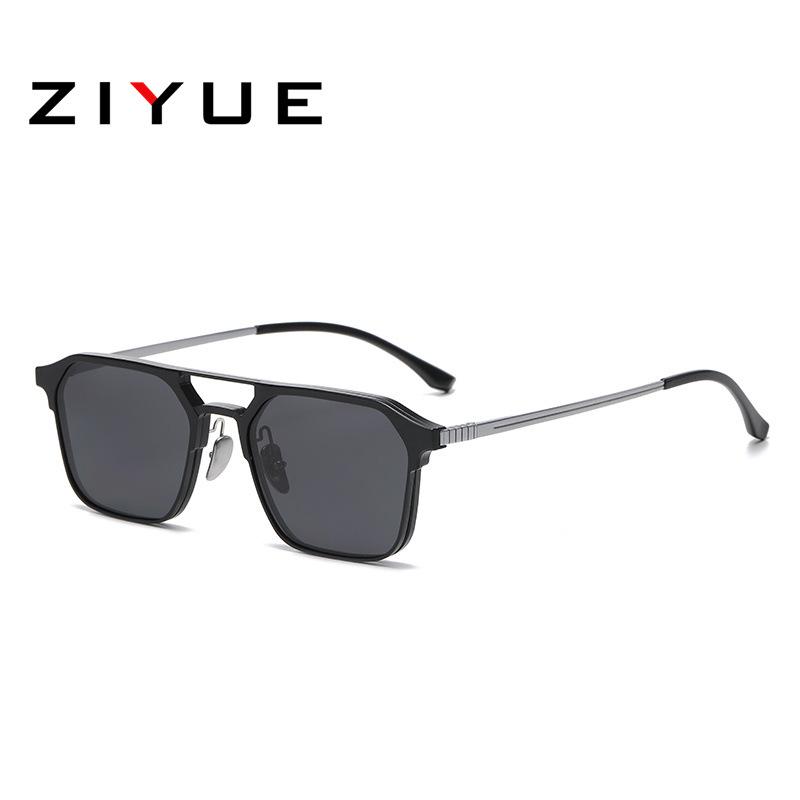Men's Magnetic Polarized Clip-on Sunglasses: Pure Titanium, Three-in-One for Myopia, Fishing, and Driving.