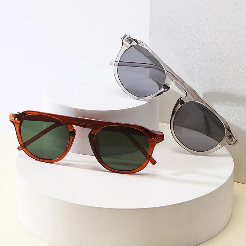Retro Square Rivets Sunglasses Men Fashion Luxury Shades Trending Women Sun Glasses UV400 Eyewear