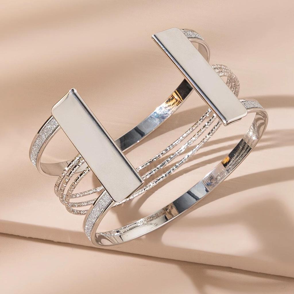 European and American Popular Bracelets, Minimalist Personality, Multi-layer Hollow Opening Arm Ring, Sand Chain Pattern Bracelet, Cross Bracelet.
