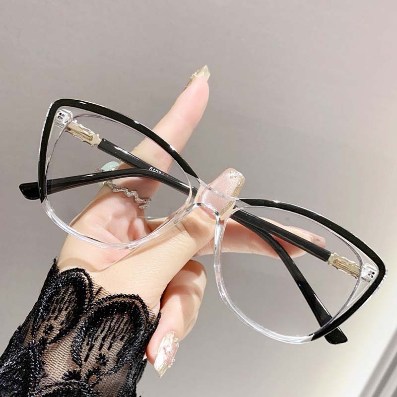 New Pochromic Myopia Glasses Anti-blue Light Cat Eye Sunglasses for Women Color Changing UV Protection Goggle Shades