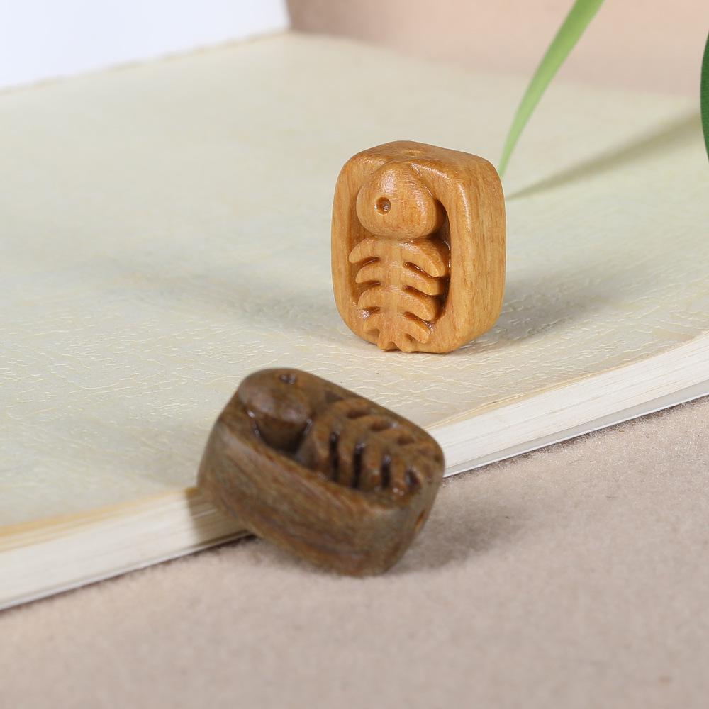 Green Sandalwood Carved Fish Bones Charm Bracelet & Keychain Pendant