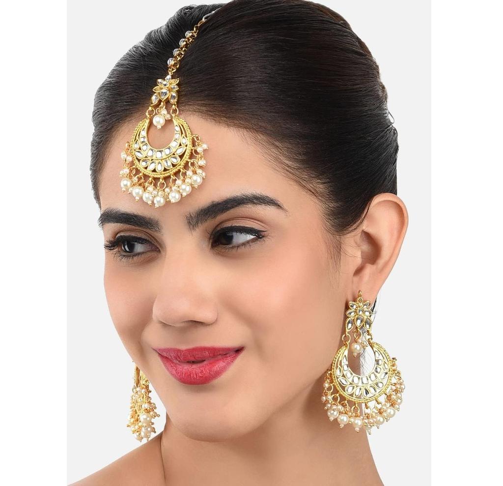 Gold Tone Kundan & Pearls Traditional Earring & Maangtikka Set For Women