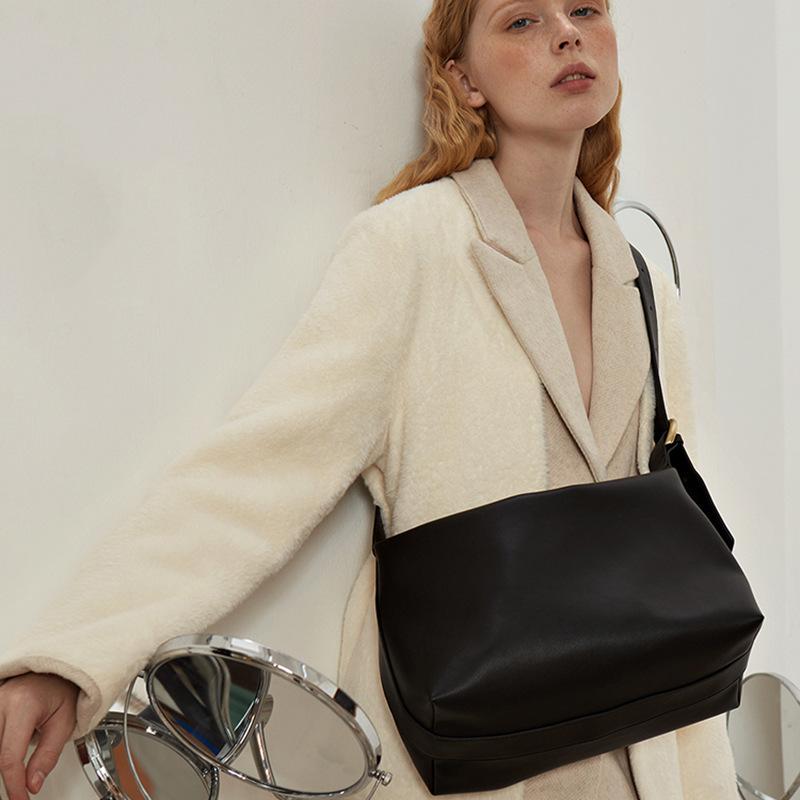 Spring Commuting Bag: Soft Leather, Niche Leather Crossbody Bag, Leather Tote Bag, Large-capacity Single-shoulder Bag for Women