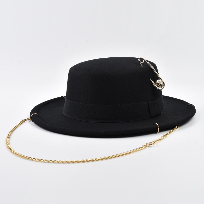 Cappello Fedora Design alla Moda per Donne Autunno Inverno Decorazione con Catena Metallica Cappello Jazz Party Cappellini da Chiesa