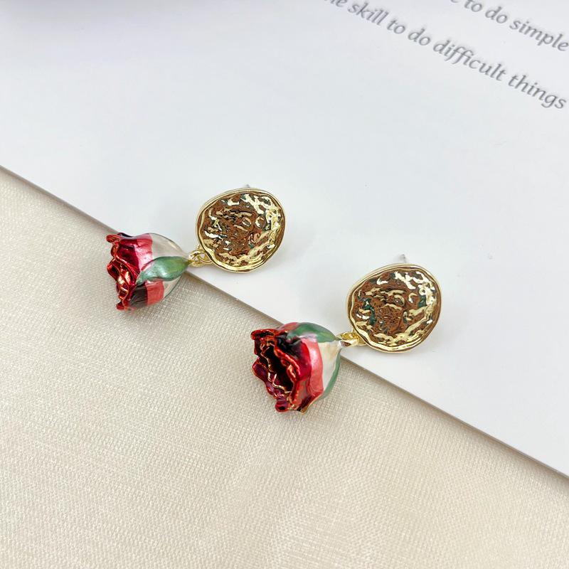 

Нежные серьги-пусеты «Вечная французская роза» - Сказочный дизайн в стиле Мори