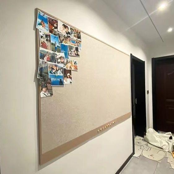 Selbstklebende DIY Filz-Fotowand für Studentenwohnheim oder Wohnzimmer