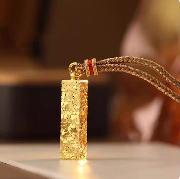 Retro Blazing Crushed Ice Gold Bar Pendant Versatile Women’s Clavicle Chain