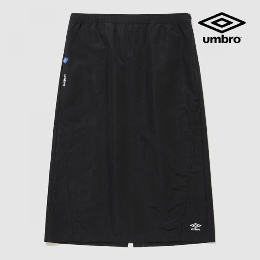 Umbro Women S Track Woven Skirt Blk ur122cSk11 black (BLK)/70
