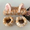 Cute Plush Headband Wrist Strap Set, Cartoon Cat Ear Shaped Wash Up Headband Kit, for Washing and Makeup in Autumn and Winter.