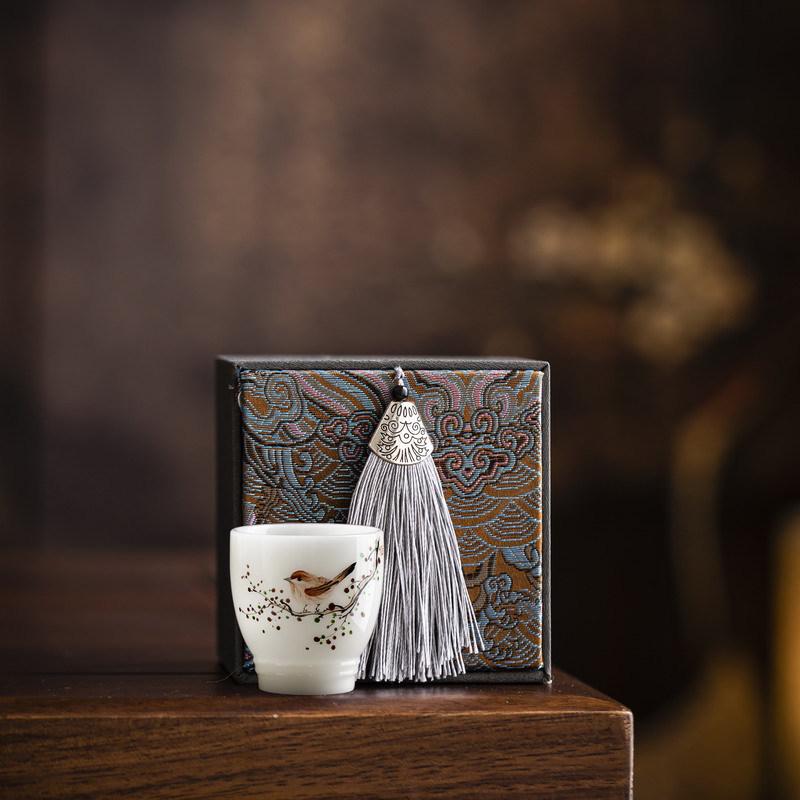 Hand-Painted Jade Gongfu Tea Cup Set with Overglaze Design – Ceramics for Tea Tasting & Gift Box Included