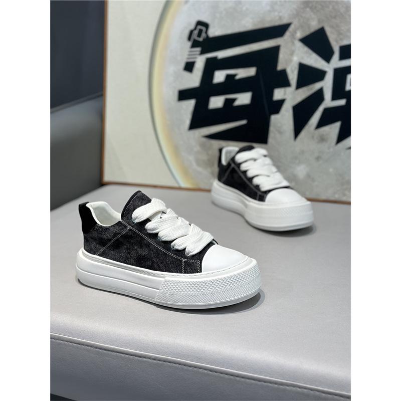 Spring new low-top cloth lightweight and comfortable casual soft-soled lace-up shoes TT