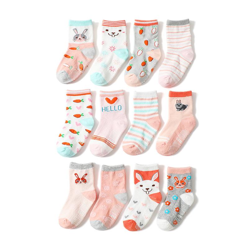 Garçons Filles 12 Paires Chaussettes Coton Antidérapantes Nouveau-né Bébé 1-3 ans Semelles Antidérapantes Sol Chaussette Unisexe pour Bébés Tout-petits Adhérence Enfants S(6 to12M) white